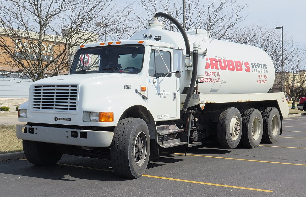 Septic service truck